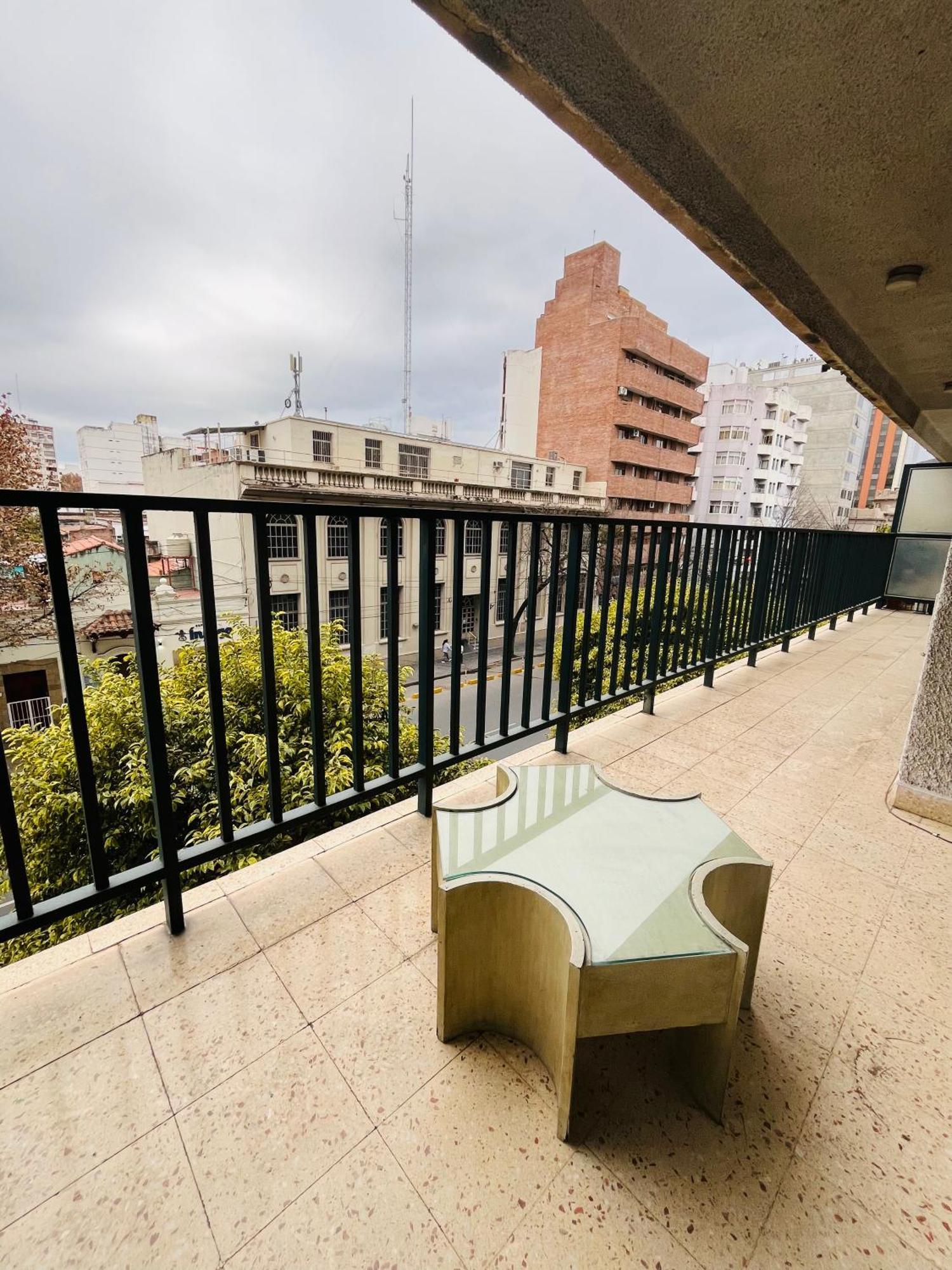Amuna Apartment